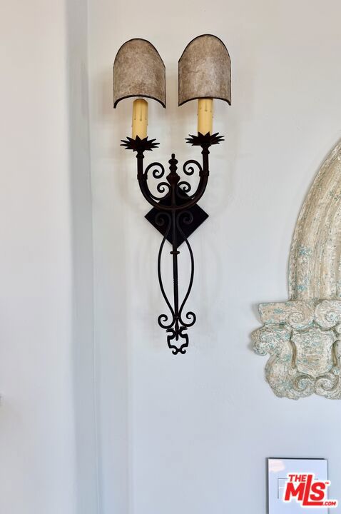 Residential Lease for rent at 1302 N Sweetzer Avenue 201, West Hollywood CA featuring 2 beds and 2 baths