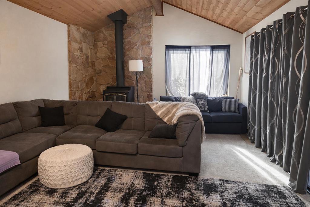 Residential for sale at 1551 Vallejo Drive, Hollister CA featuring 3 beds and 2 baths