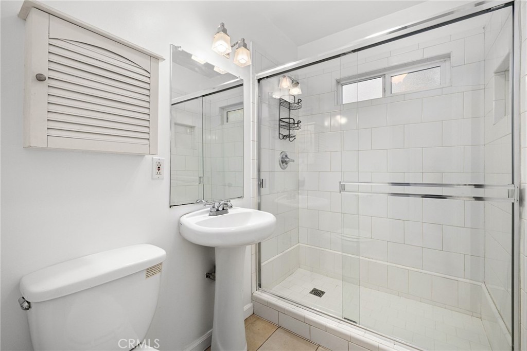 Residential for sale at 4702 Williams, La Verne CA featuring 2 beds and 2 baths