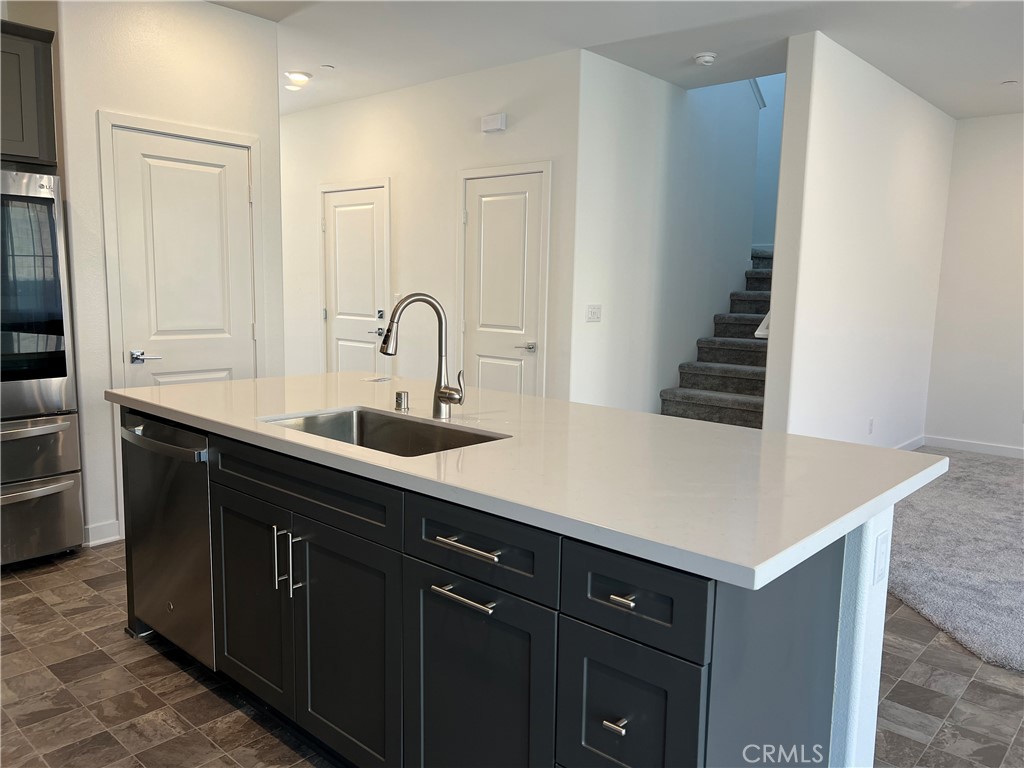 Residential Lease for rent at 2595 E Pheasant Way, Ontario CA featuring 4 beds and 4 baths