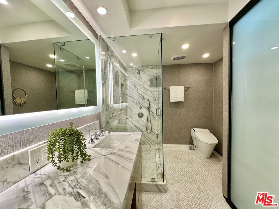 Residential for sale at 999 N Doheny Drive 1005, West Hollywood CA and 1 bath