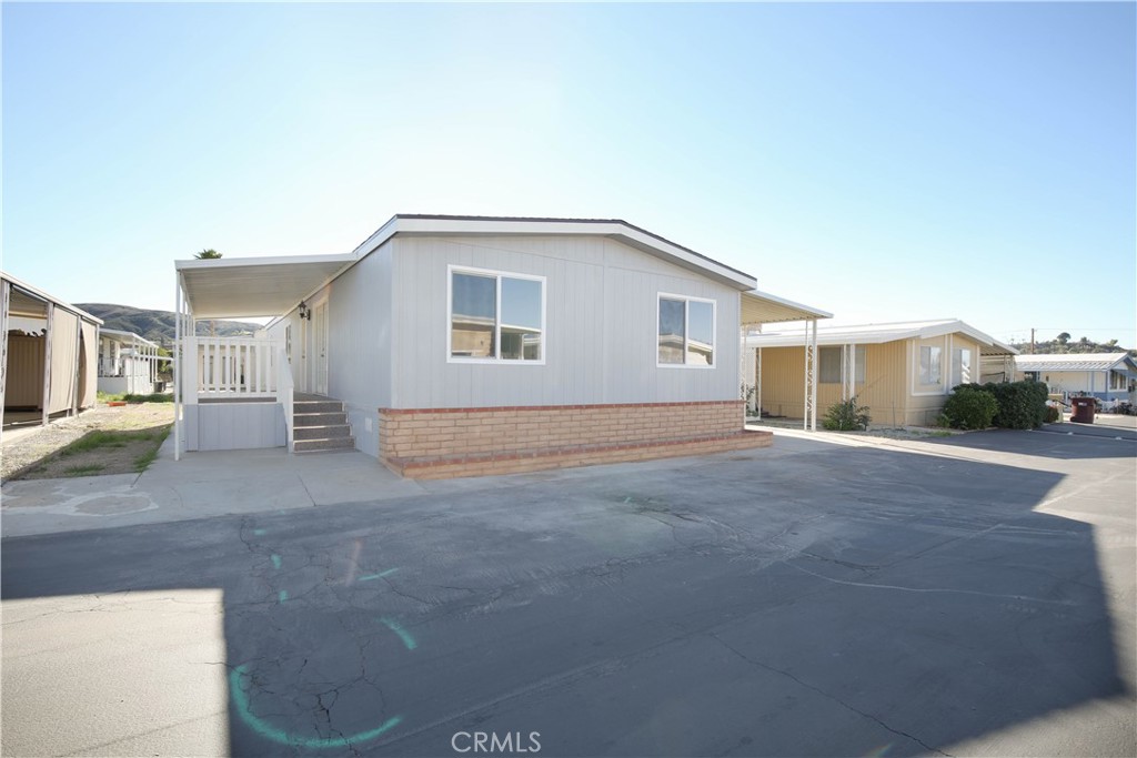 Manufactured In Park for sale at 45521 State Highway 74 104, Hemet CA featuring 3 beds and 2 baths