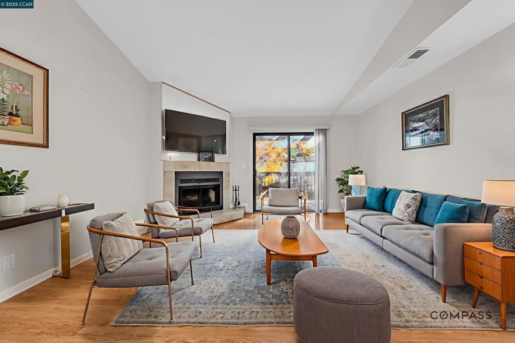 Residential for sale at 1383 Hull Ln, Martinez CA featuring 2 beds and 2 baths