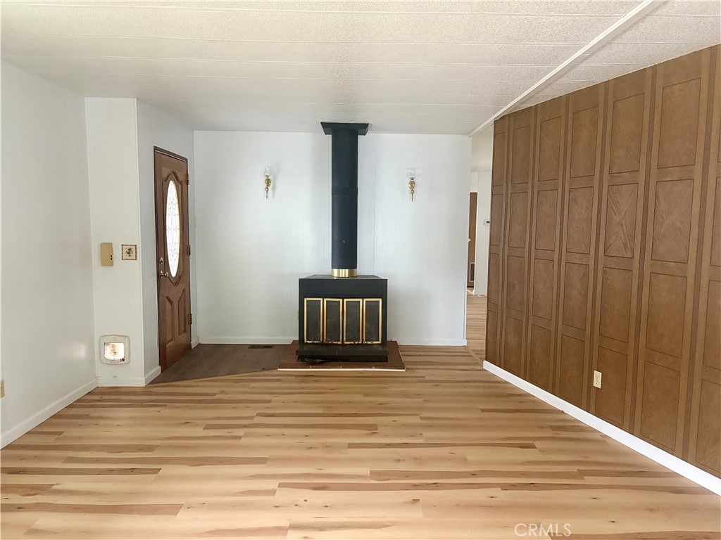 Manufactured In Park for sale at 6368 #63 Lincoln Boulevard, Oroville CA featuring 3 beds and 2 baths