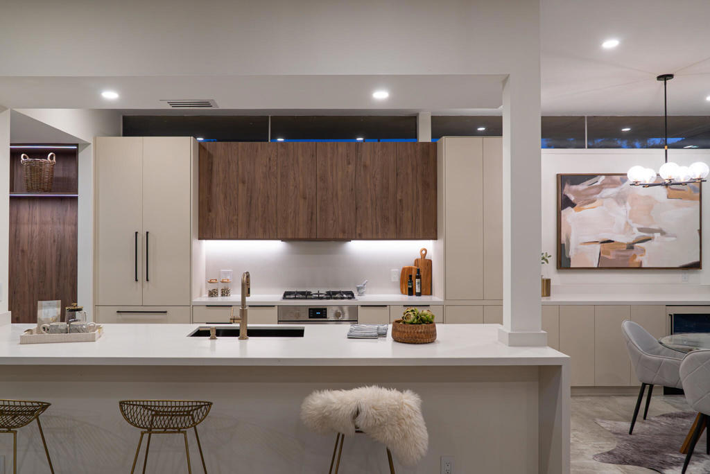 Residential for sale at 80 Lakeview Drive, Palm Springs CA featuring 2 beds and 2 baths