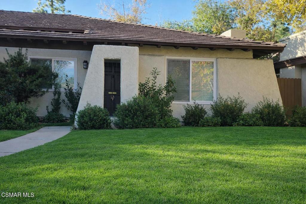 Residential Lease for rent at 1108 Bright Glen Circle, Westlake Village CA featuring 2 beds and 2 baths