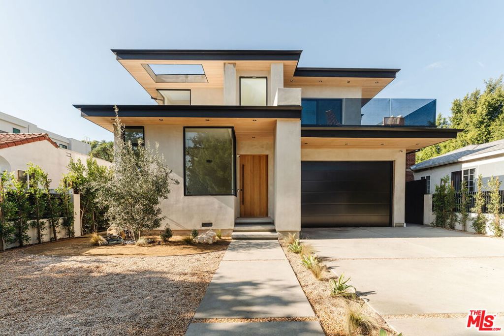 Residential for sale at 1611 S Bedford Street, Los Angeles CA featuring 6 beds and 7 baths