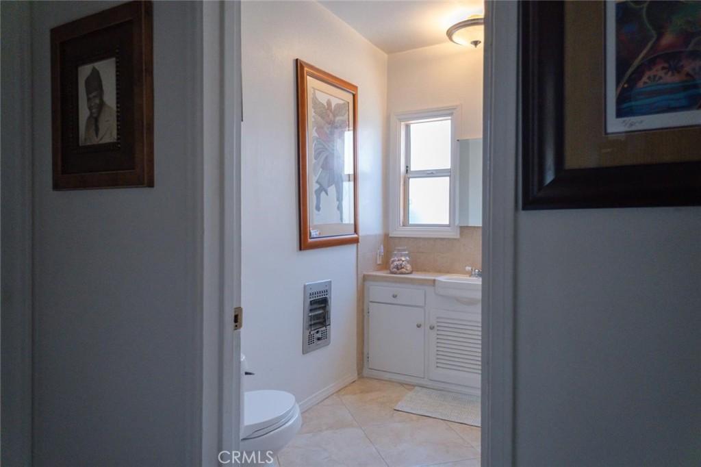 Residential for sale at 3815 Welland Avenue, Los Angeles CA featuring 3 beds and 3 baths