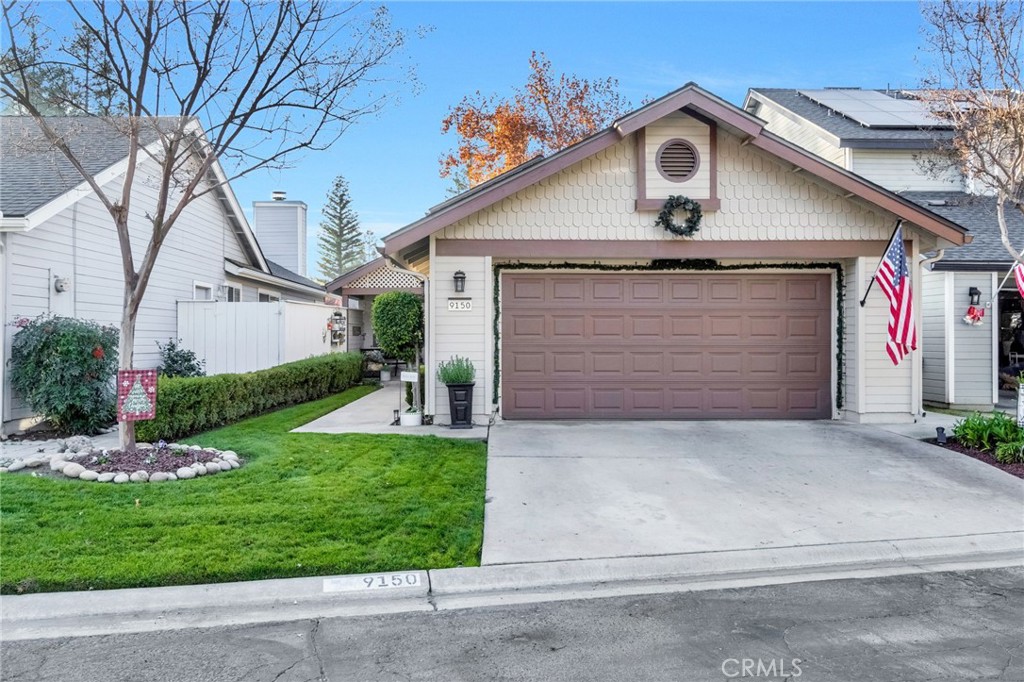 Residential for sale at 9150 N Woodlawn, Fresno CA featuring 2 beds and 2 baths
