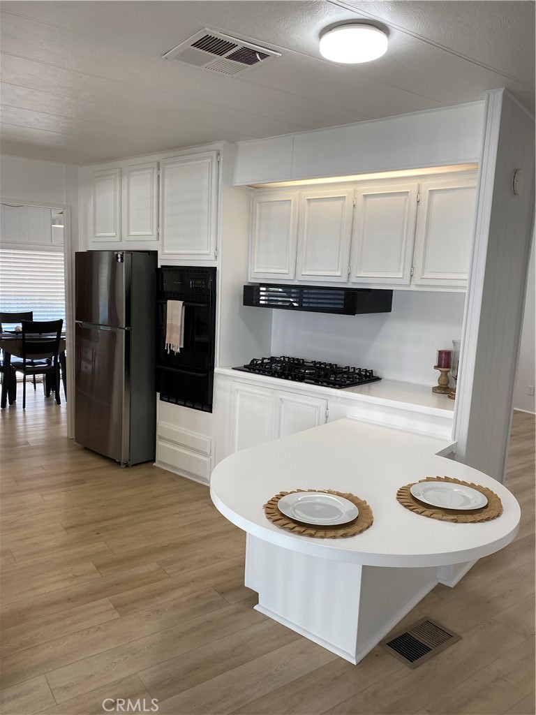 Manufactured In Park for sale at 19350 S Ward Street 3, Huntington Beach CA featuring 2 beds and 2 baths