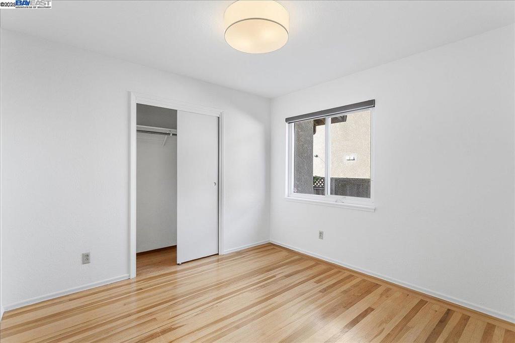 Residential Lease for rent at 75 Chadbourne Way, Oakland CA featuring 5 beds and 3 baths