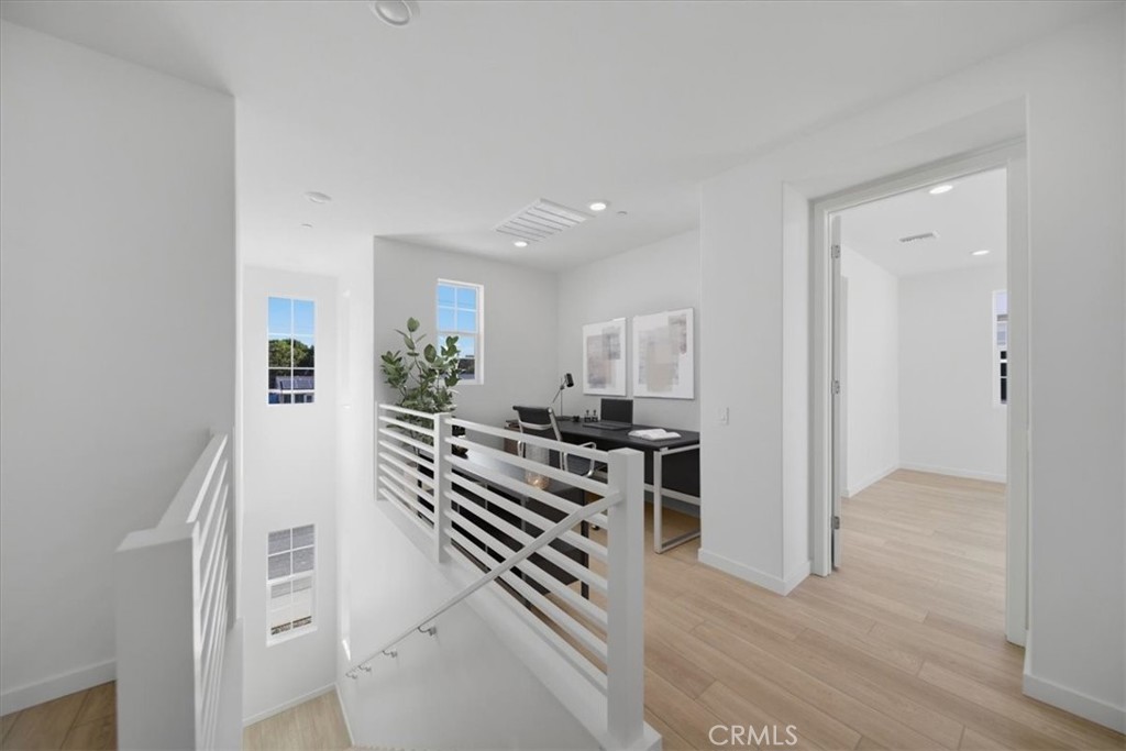 Residential for sale at 4862 Arroyo Run, Moorpark CA featuring 3 beds and 3 baths