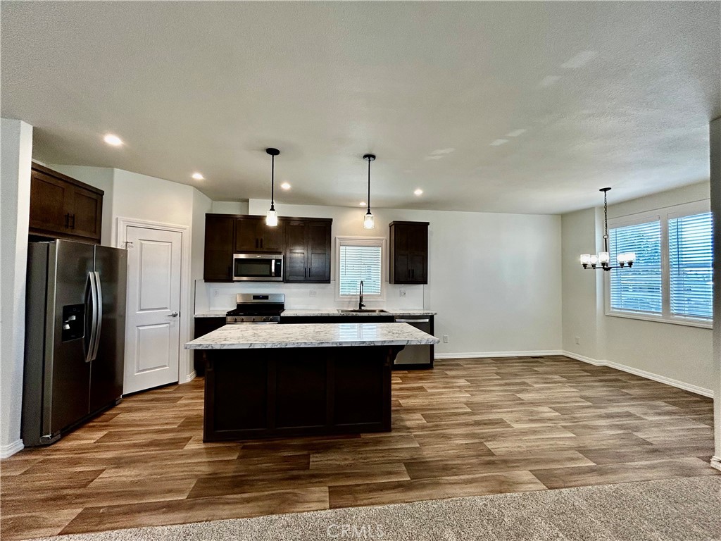 Manufactured In Park for sale at 1536 S state Street 122, Hemet CA featuring 3 beds and 2 baths