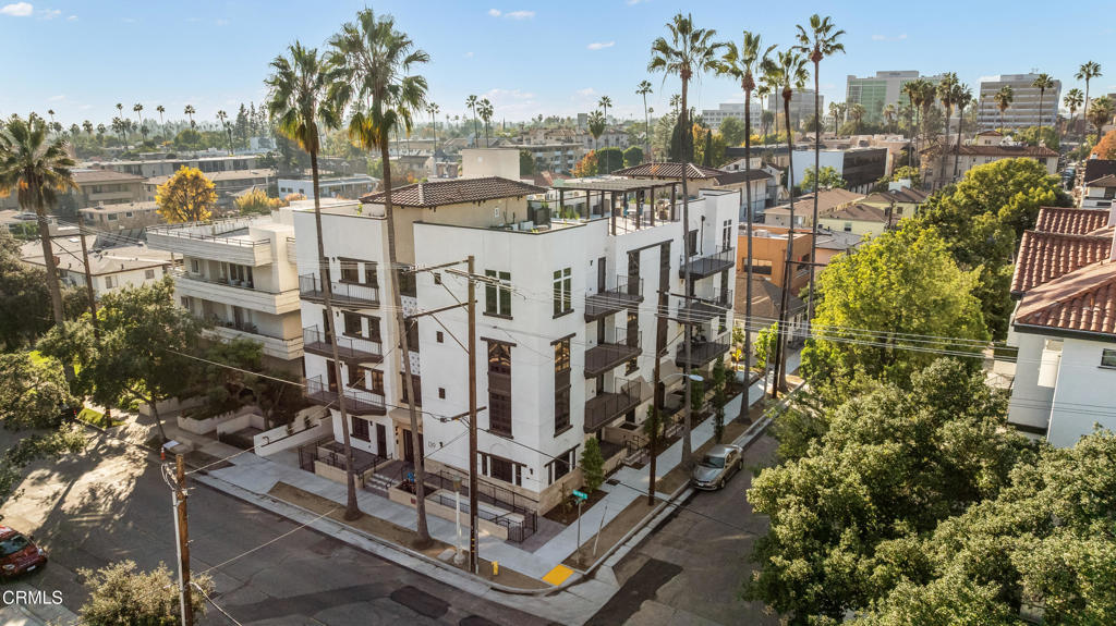 Residential for sale at 139 S Oak Knoll Avenue 102, Pasadena CA featuring 1 bed and 1 bath