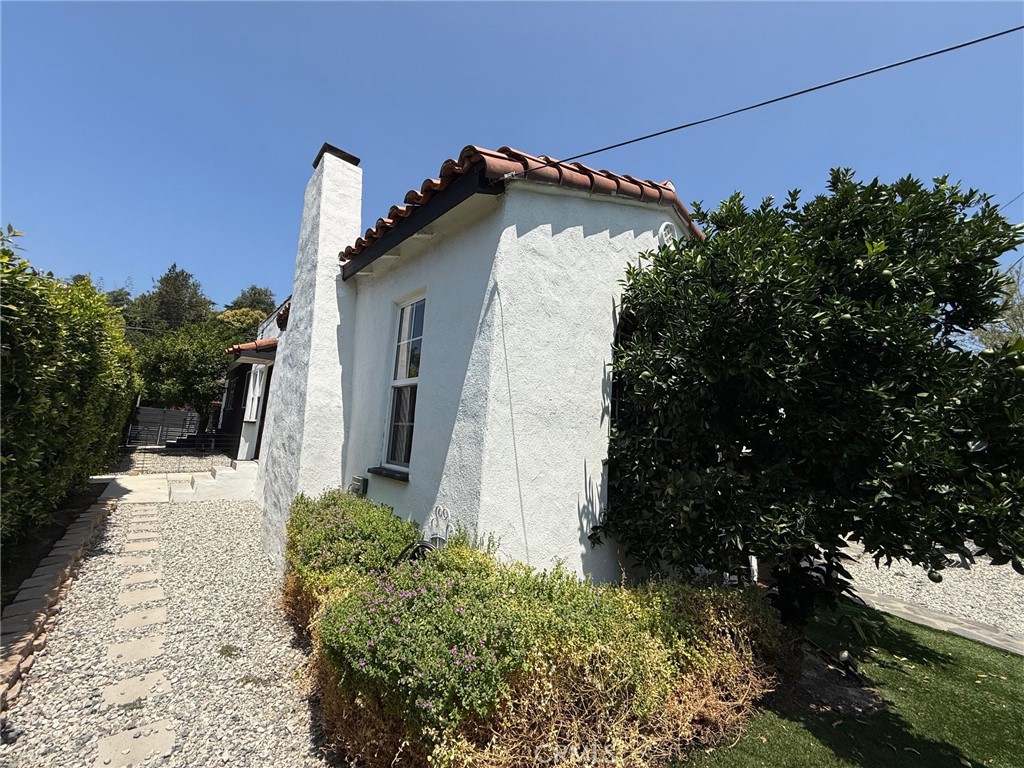 Residential Income for sale at 2201 Avon, Los Angeles CA