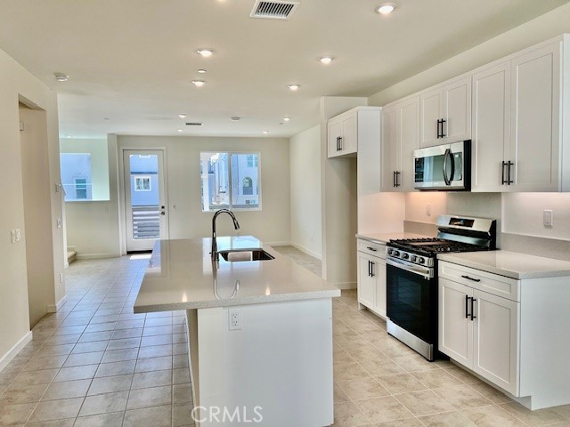 Residential Lease for rent at 32007 Paseo Deriva, San Juan Capistrano, Orange County CA featuring 4 beds and 4 baths