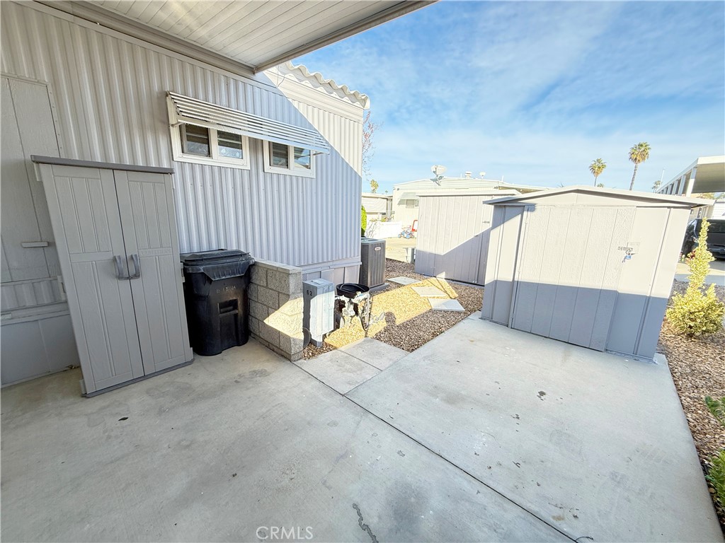 Manufactured In Park for sale at 2205 acacia 62, Hemet CA featuring 2 beds and 2 baths
