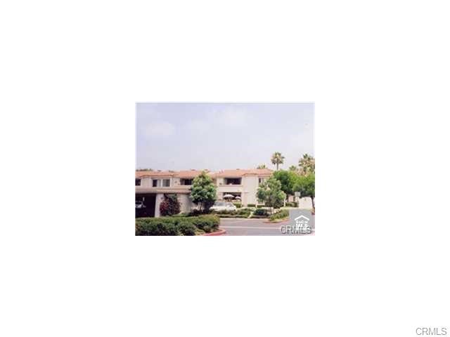 Residential Lease for rent at 24268 El Pilar, Laguna Niguel CA featuring 1 bed and 1 bath