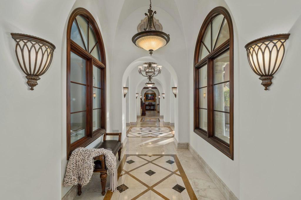 Residential for sale at 52345 Via Savona, La Quinta CA featuring 5 beds and 7 baths