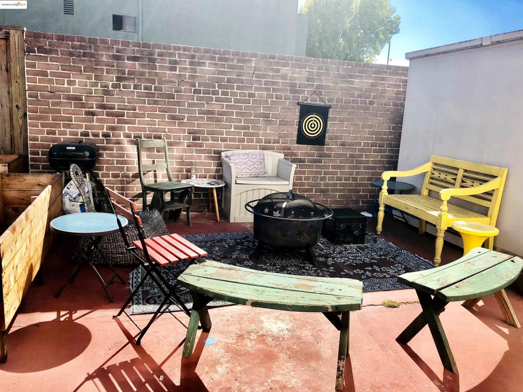 Residential Income for sale at 986 Kains Ave, Albany CA