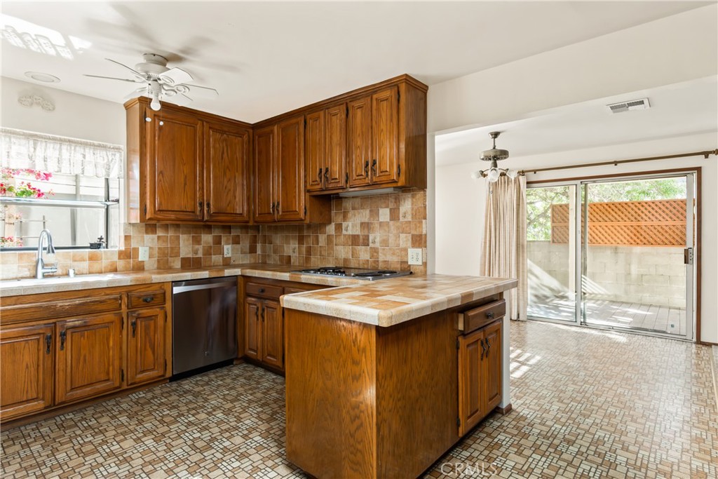 Residential for sale at 531 N Niagara, Burbank CA featuring 7 beds and 4 baths