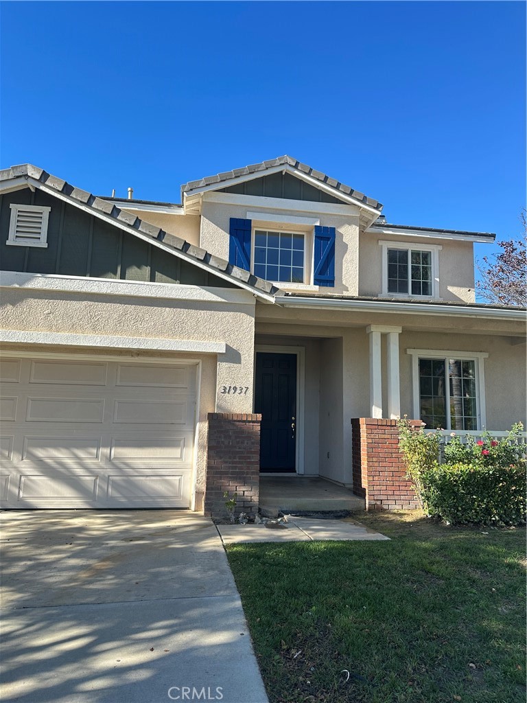 Residential Lease for rent at 31937 Daniel, Temecula CA featuring 4 beds and 3 baths