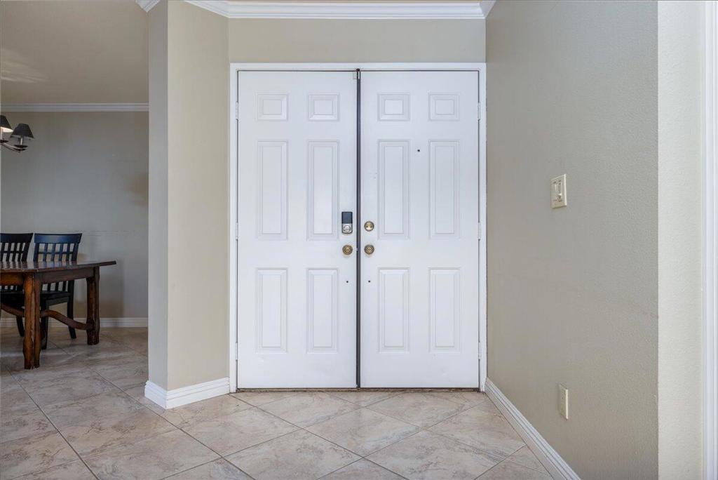 Residential for sale at 1495 E Luna Way, Palm Springs CA featuring 3 beds and 3 baths