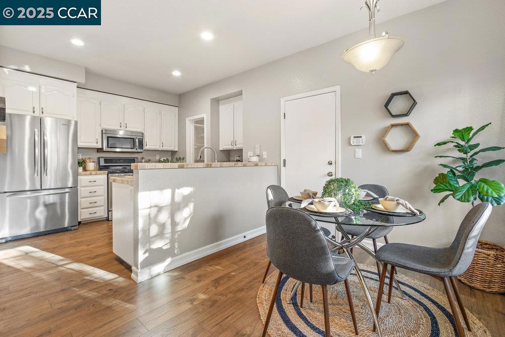 Residential for sale at 35 Jalalon Pl, Clayton CA featuring 3 beds and 3 baths