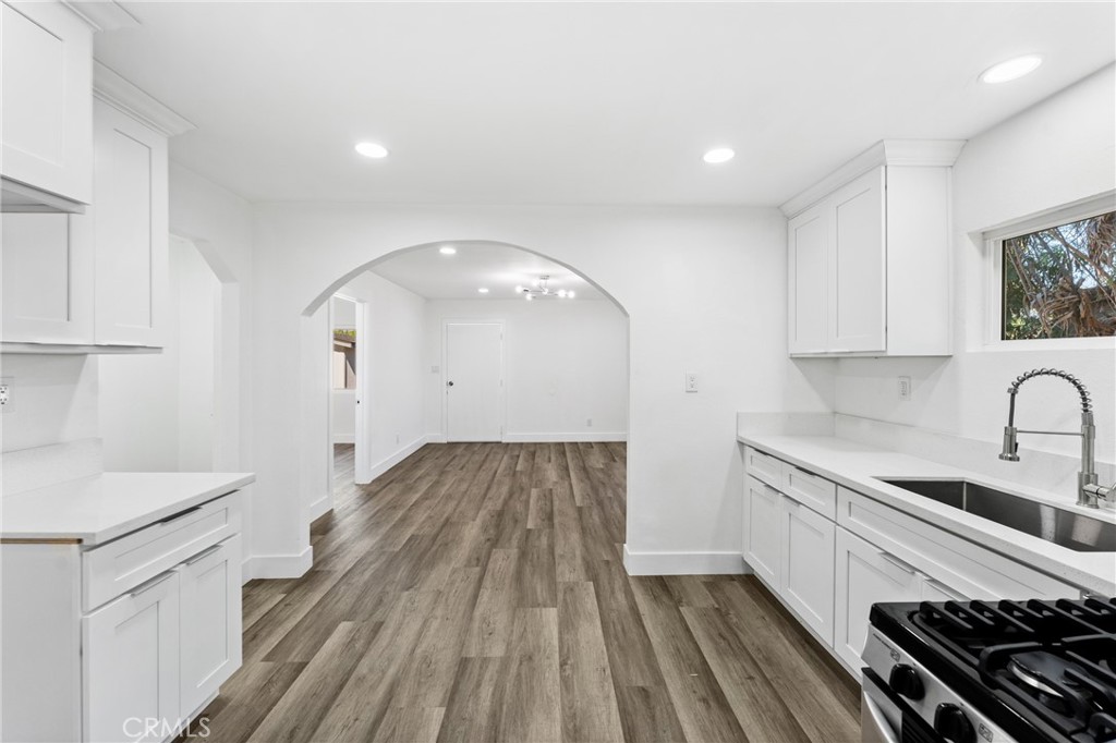 Residential Lease for rent at 1354 W Congress, San Bernardino CA featuring 3 beds and 2 baths