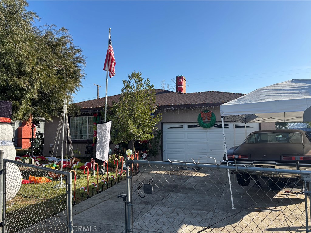 Residential for sale at 2192 Kathryn, Pomona CA featuring 3 beds and 1 bath