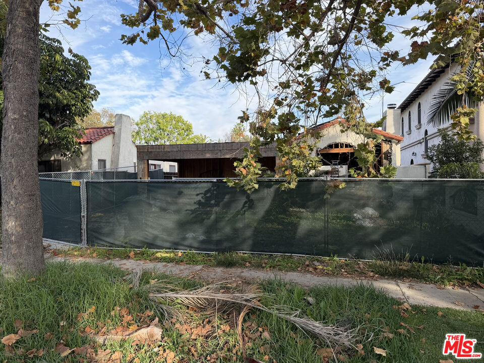 Residential for sale at 462 N Flores Street, Los Angeles CA featuring 3 beds and 3 baths