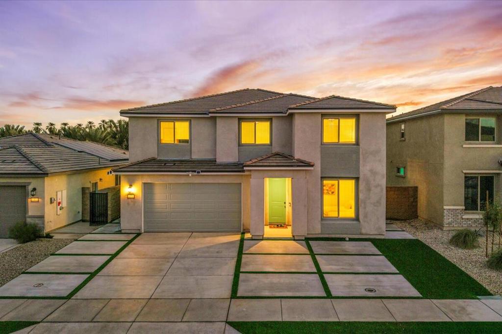 Residential Lease for rent at 83796 Calle Moreno Street, Coachella CA featuring 8 beds and 4 baths