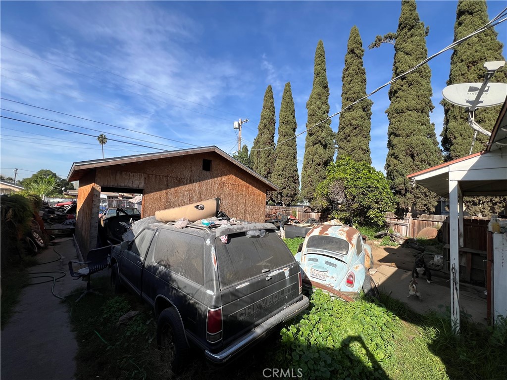 Residential for sale at 3013 Halldale Avenue, Los Angeles CA featuring 3 beds and 2 baths