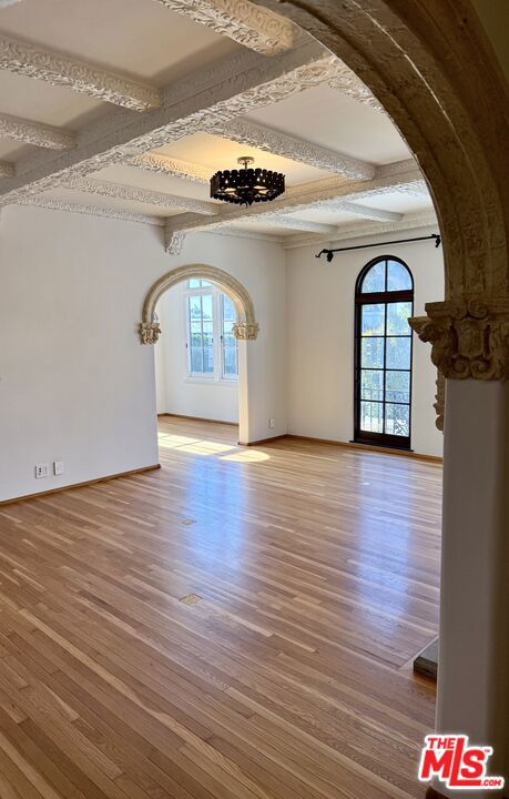 Residential Lease for rent at 1302 N Sweetzer Avenue 202, West Hollywood CA featuring 1 bed and 1 bath