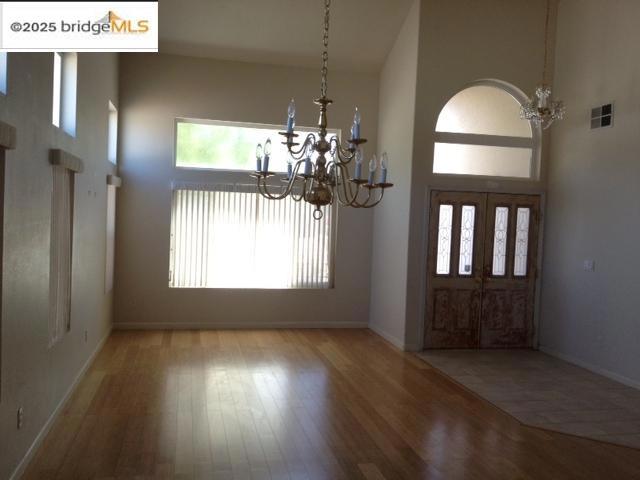 Residential Lease for rent at 505 EAGLERIDGE CT, Antioch CA featuring 5 beds and 3 baths