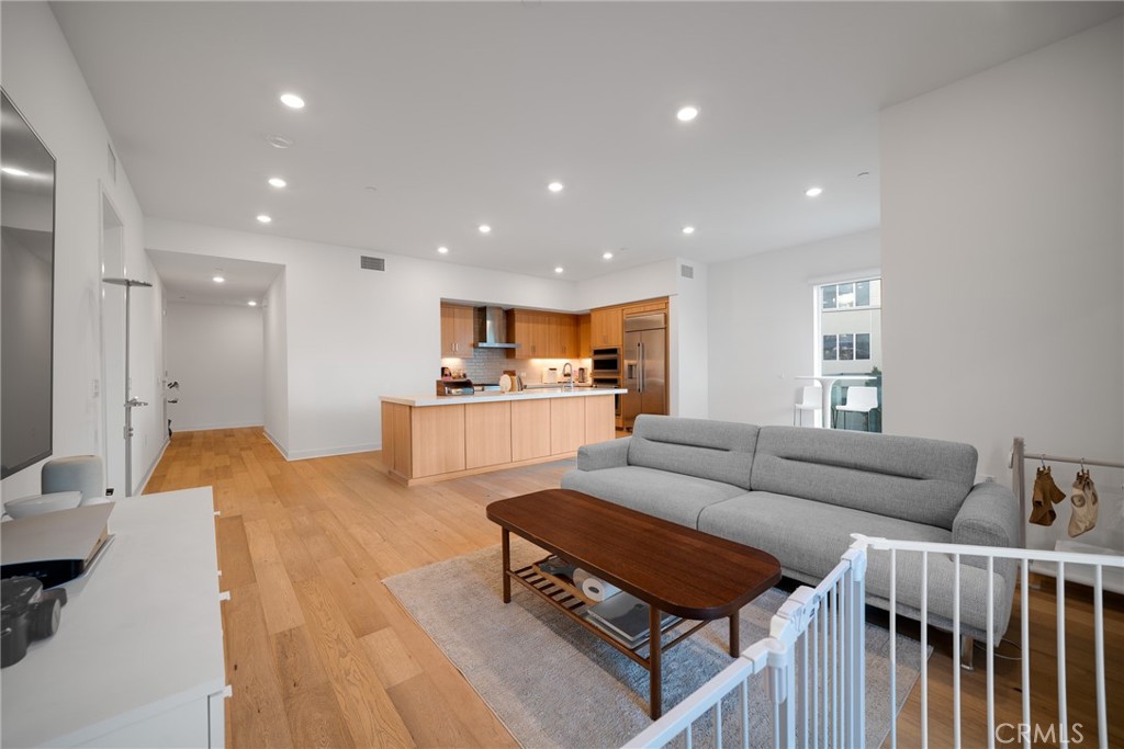 Residential for sale at 1310 Rivington, Irvine CA featuring 2 beds and 3 baths