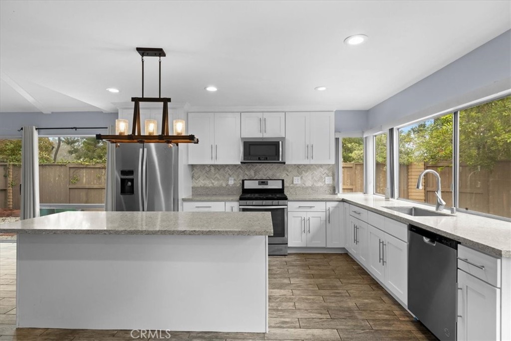 Residential for sale at 6 Banyan Tree, Irvine CA featuring 4 beds and 2 baths