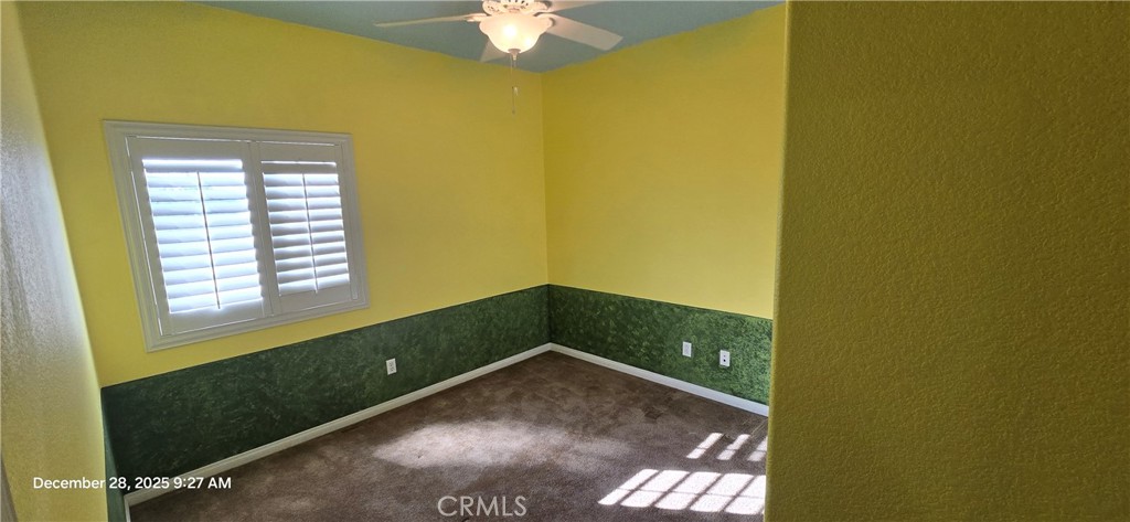 Residential Lease for rent at 16225 Soapberry, Fontana CA featuring 4 beds and 4 baths