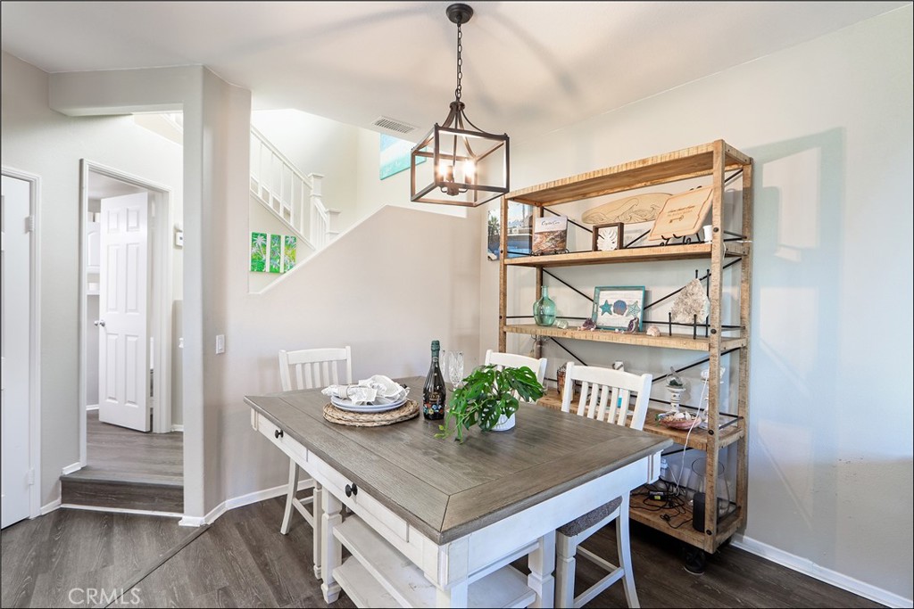 Residential for sale at 10 Bluff Cove, Aliso Viejo CA featuring 4 beds and 3 baths