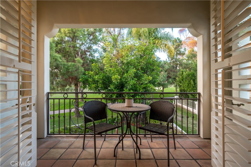 Residential for sale at 30781 Via Conquista, San Juan Capistrano CA featuring 5 beds and 6 baths