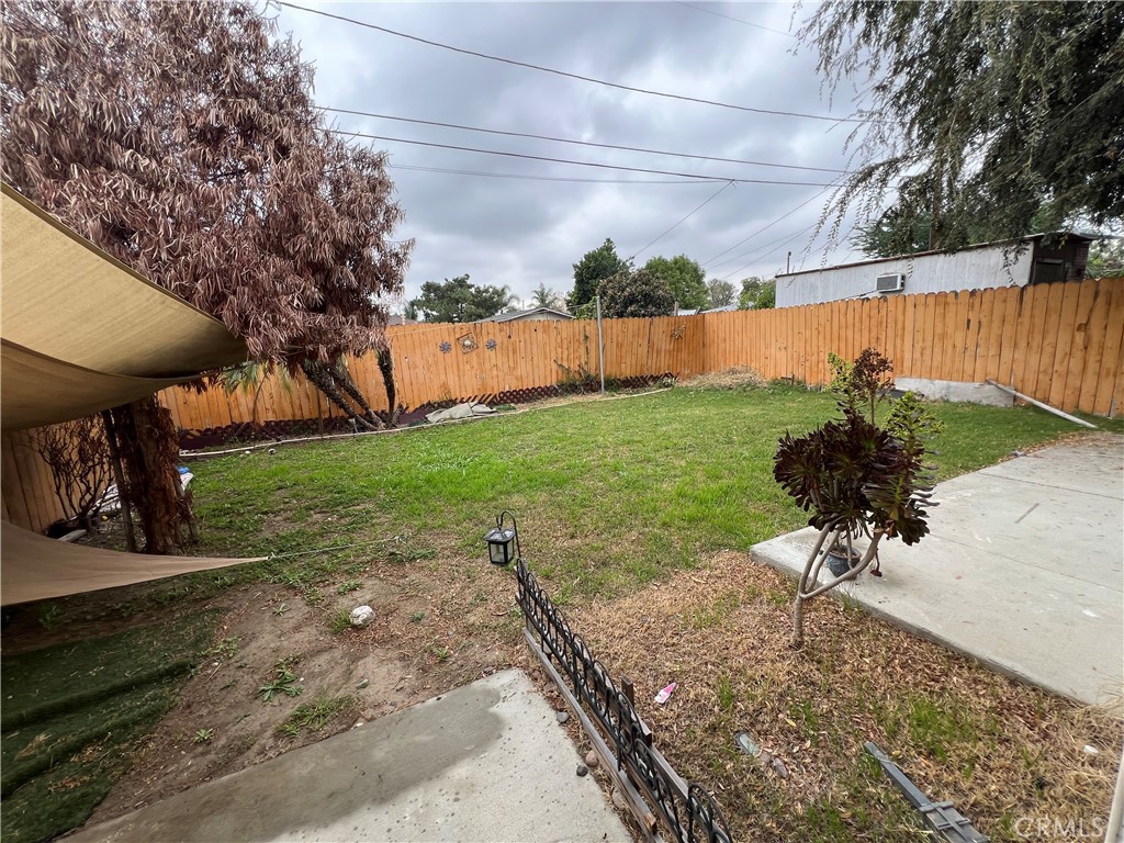 Residential Lease for rent at 928 S Bon View Ave, Ontario, San Bernardino County CA featuring 3 beds and 2 baths