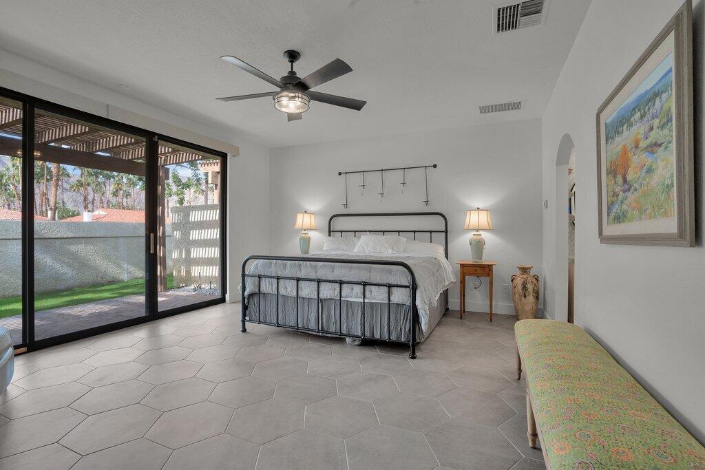 Residential for sale at 49455 Avenida Club La Quinta, La Quinta CA featuring 2 beds and 3 baths