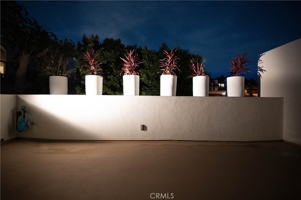 Residential Lease for rent at 558 Cliff Drive, Laguna Beach CA featuring 3 beds and 4 baths