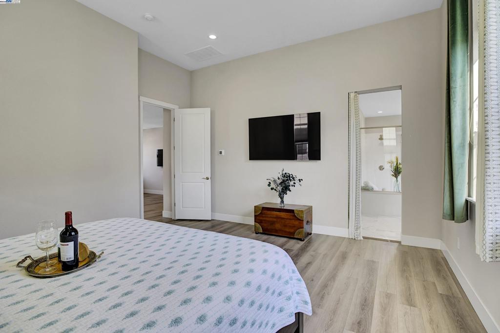 Residential for sale at 37515 37515 Sea Bank St, Newark CA featuring 4 beds and 3 baths