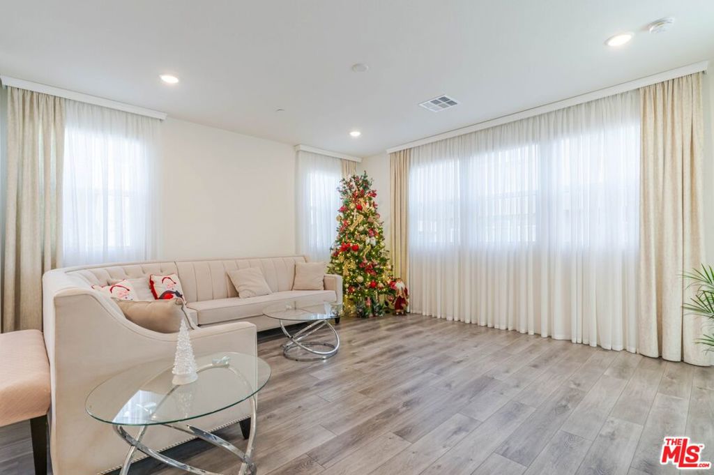 Residential for sale at 12807 N Watt Lane D, Sylmar CA featuring 5 beds and 4 baths