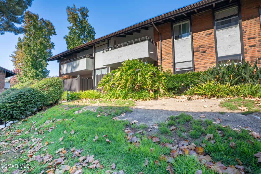 Residential for sale at 31550 Agoura Road 3, Westlake Village CA featuring 1 bed and 1 bath
