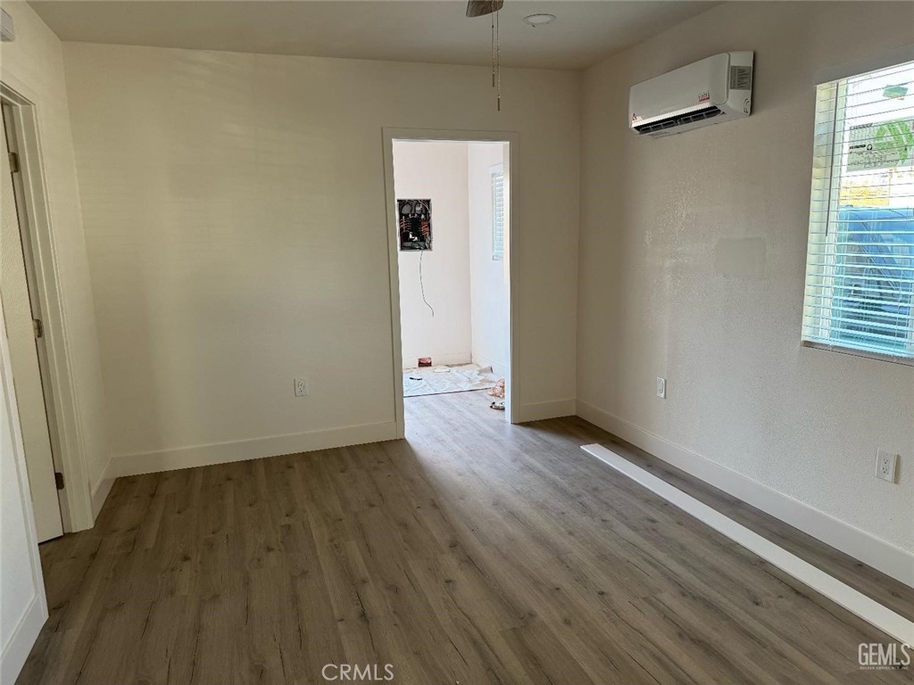 Residential for sale at 2300 Brundage Lane, Bakersfield CA featuring 3 beds and 1 bath