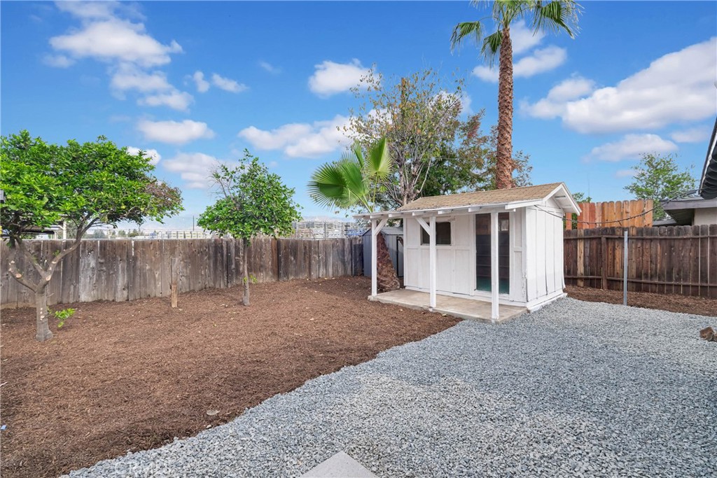 Residential for sale at 25556 Lomas Verdes, Loma Linda CA featuring 4 beds and 2 baths