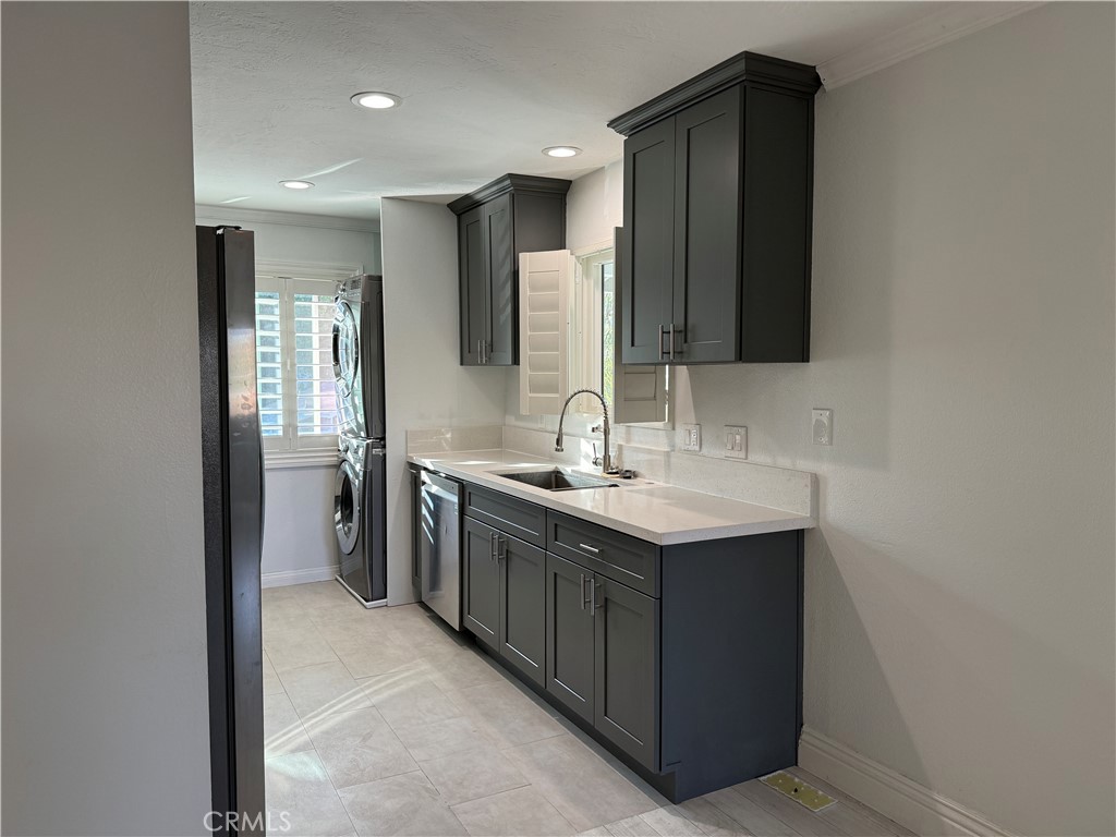 Residential Lease for rent at 29766 Sea Shore Lane 56, Laguna Niguel CA featuring 2 beds and 1 bath