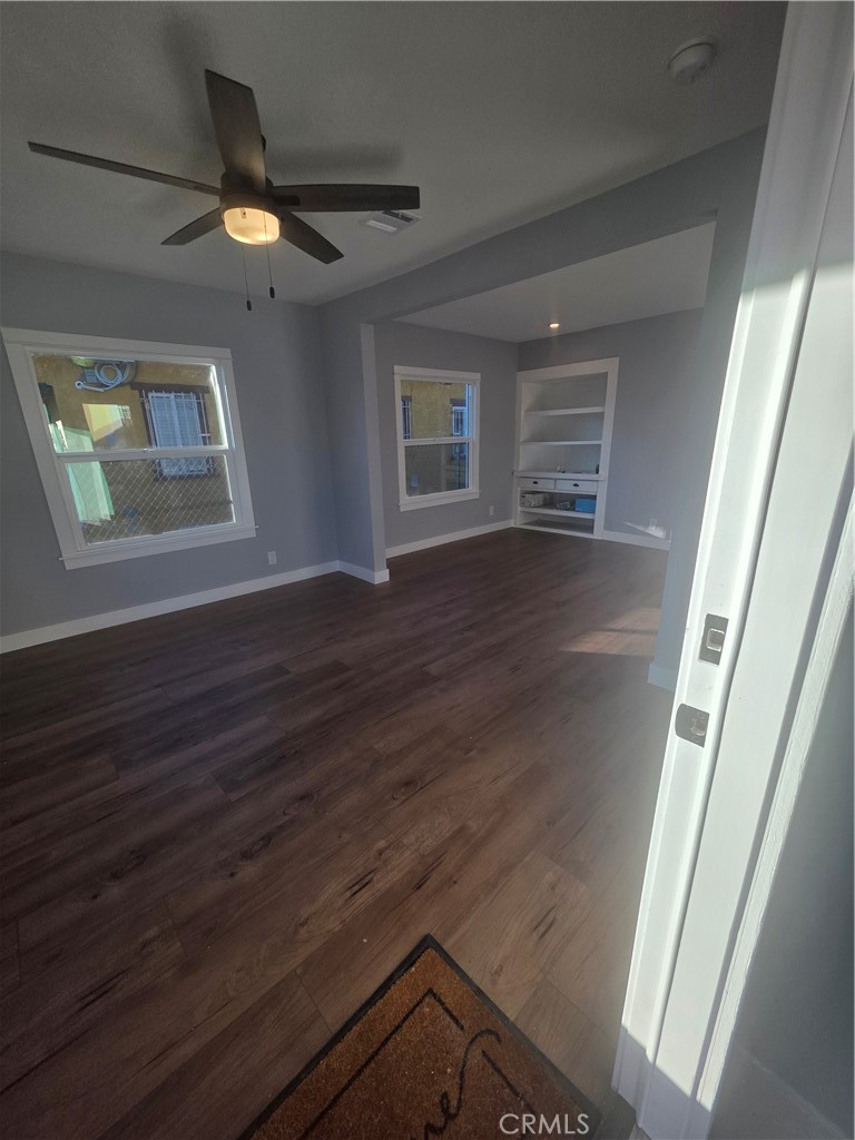 Residential for sale at 401 E 61st, Los Angeles CA featuring 3 beds and 2 baths